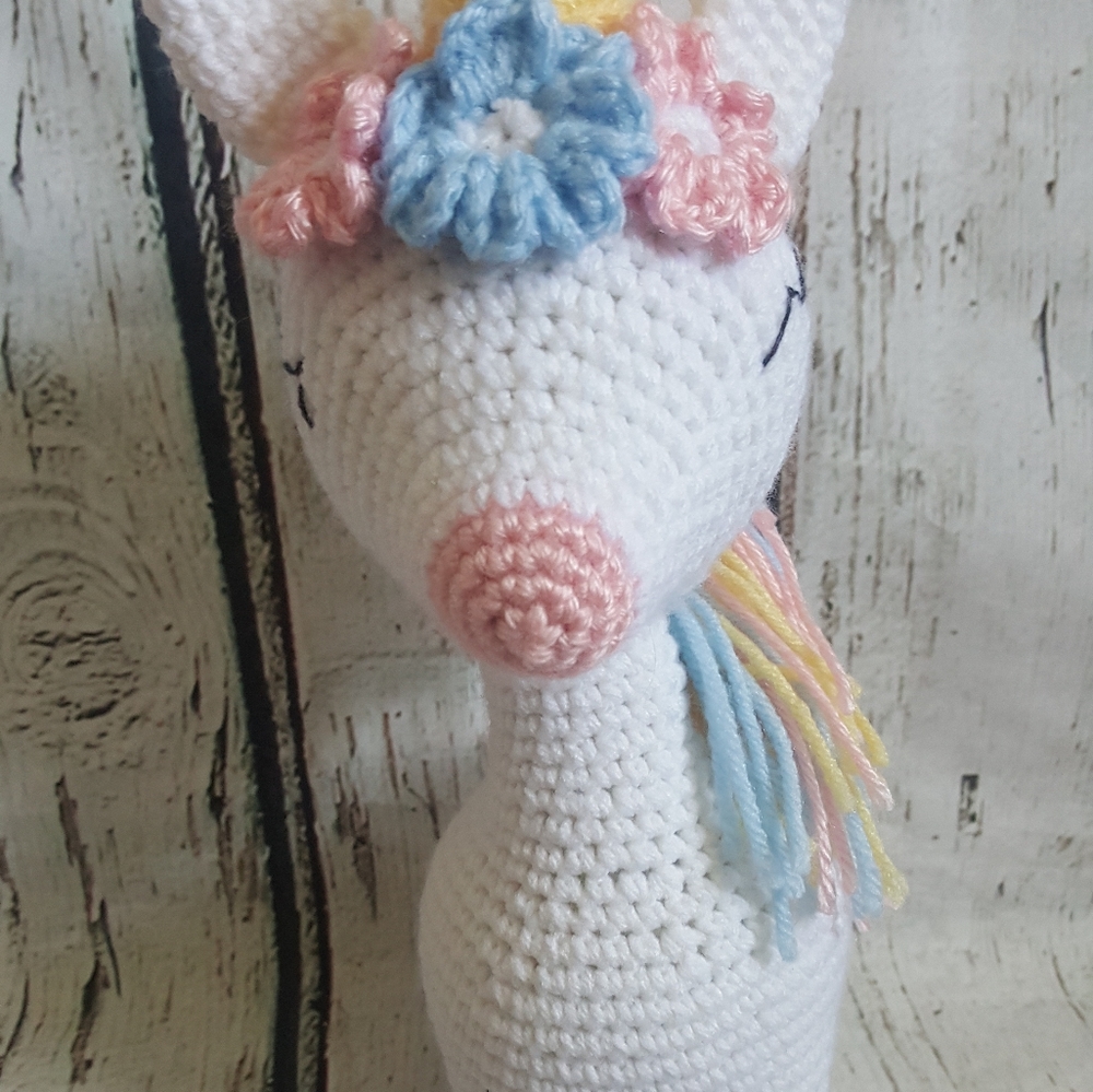 Crochet White unicorn doll - Picture 4 of 8